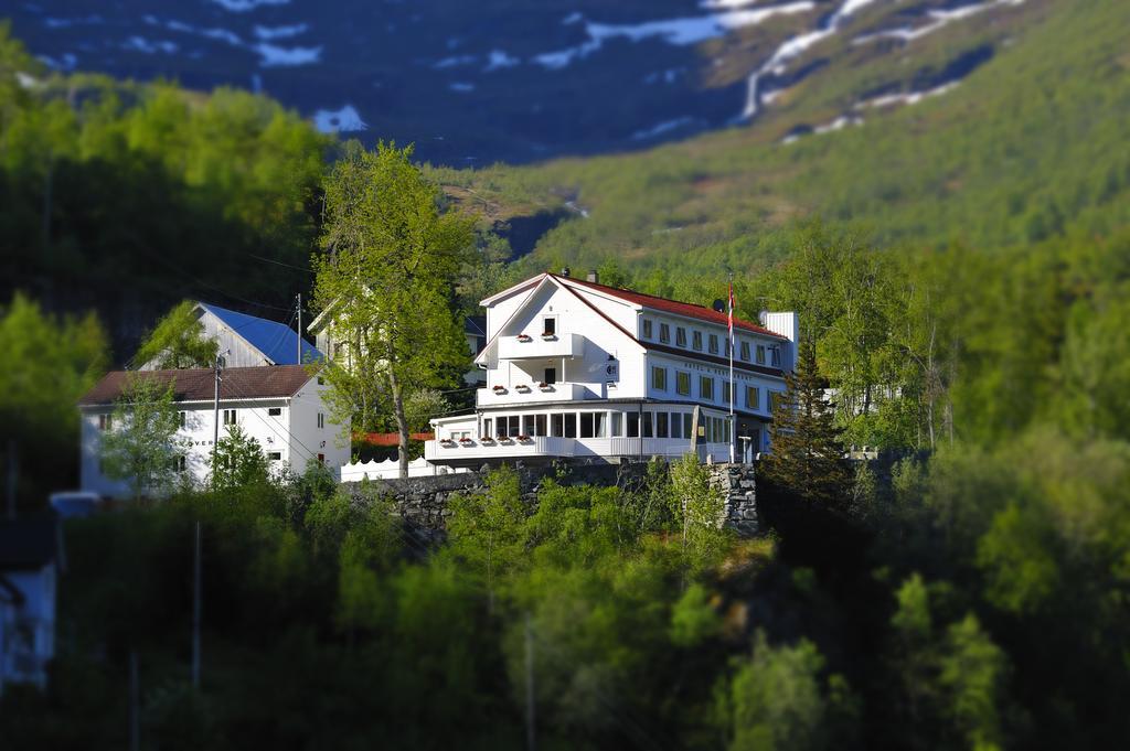 Hotel Utsikten - By Classic Norway Hotels Geiranger Exterior photo